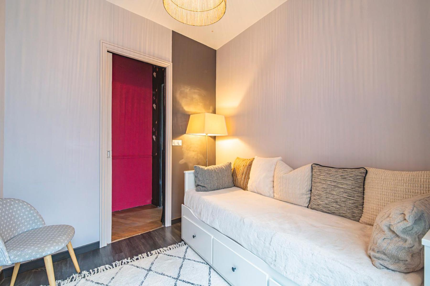 L'Elegance Vue Parc Apartment Реймс Екстериор снимка