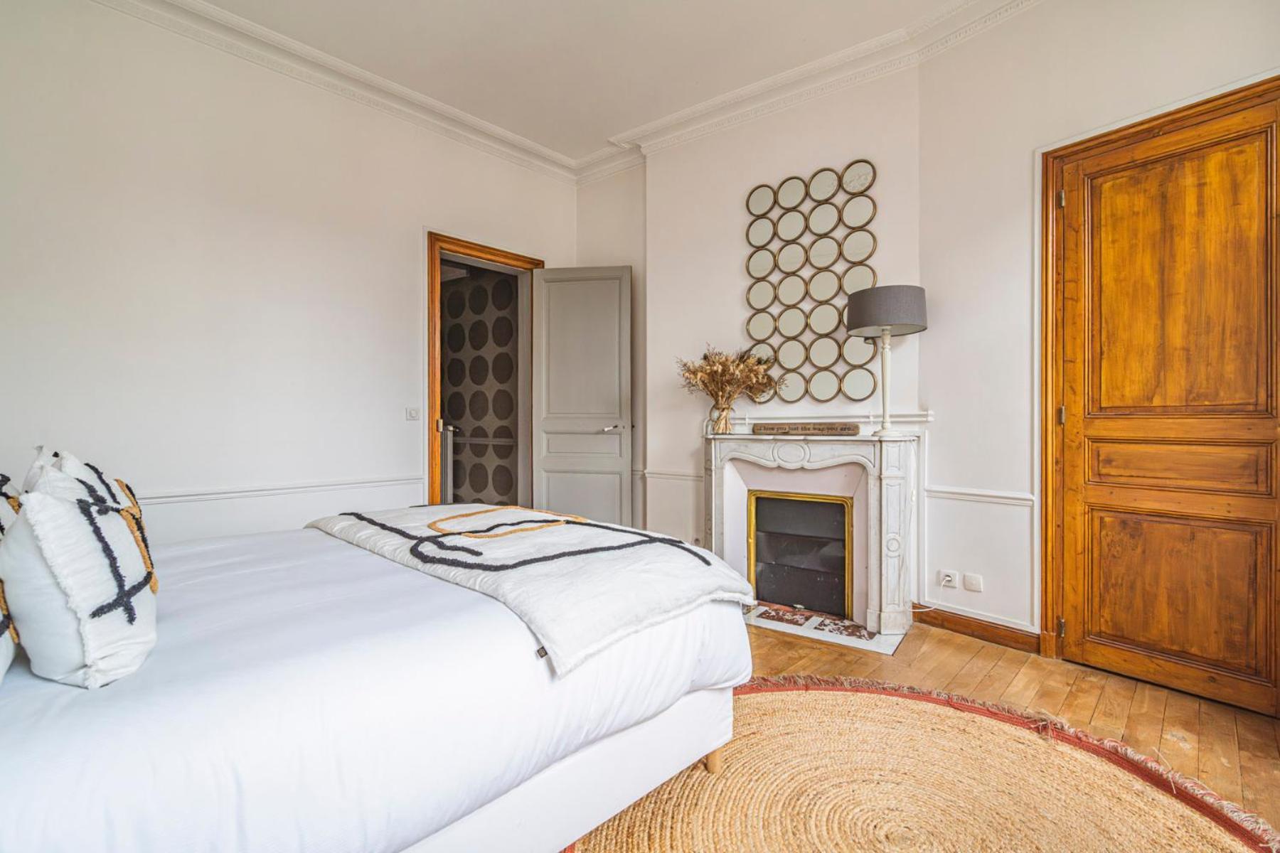 L'Elegance Vue Parc Apartment Реймс Екстериор снимка