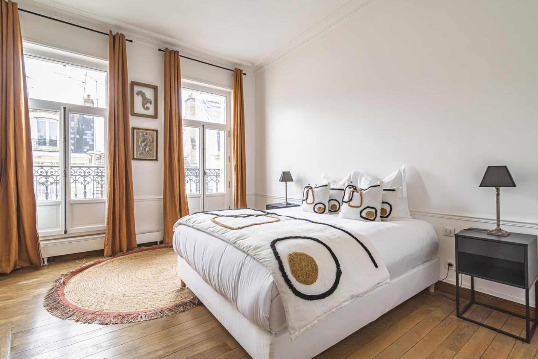 L'Elegance Vue Parc Apartment Реймс Екстериор снимка