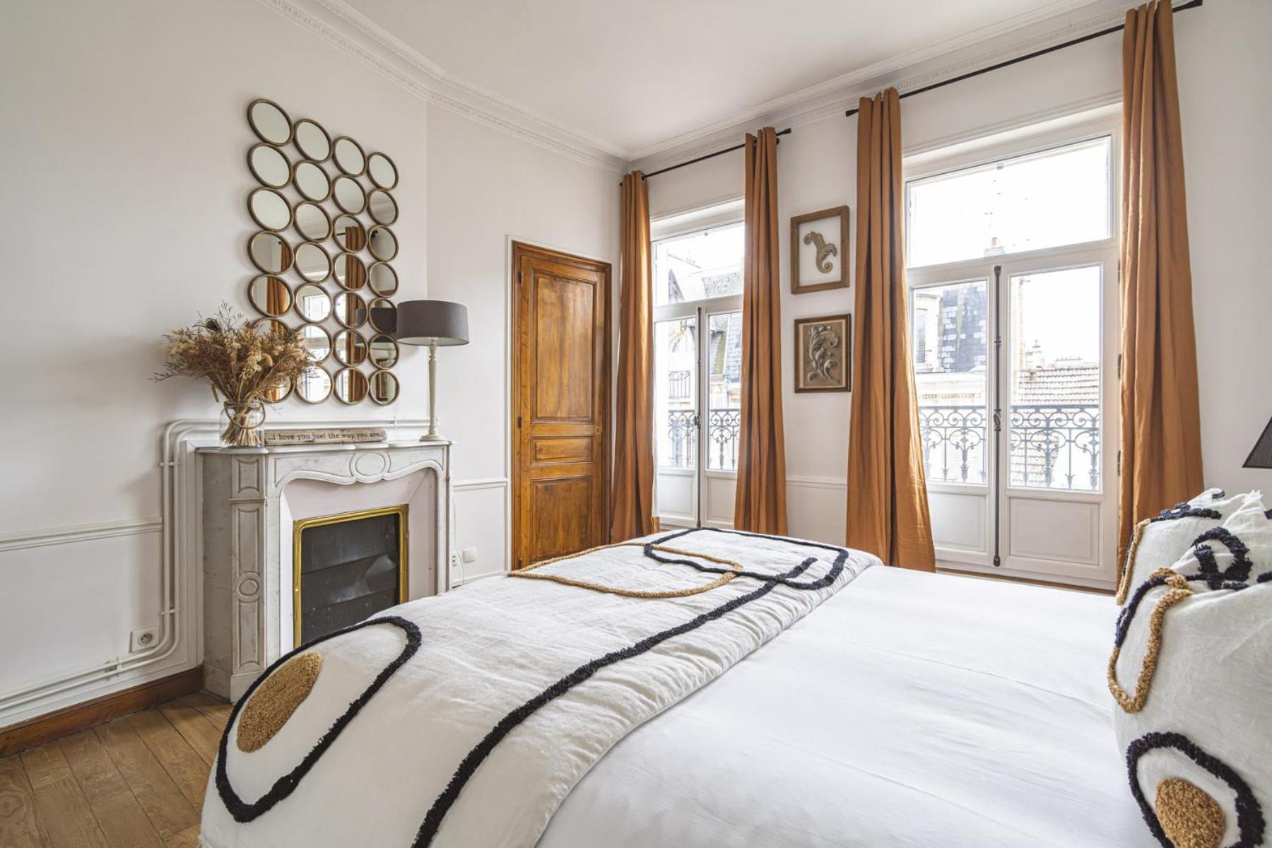 L'Elegance Vue Parc Apartment Реймс Екстериор снимка