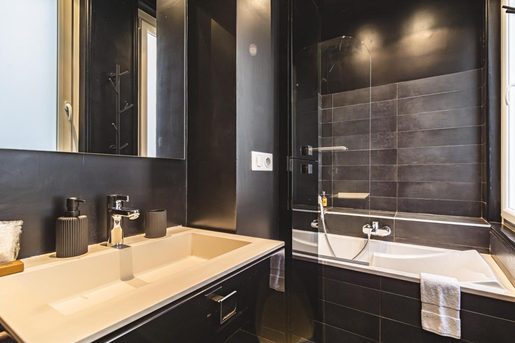 L'Elegance Vue Parc Apartment Реймс Екстериор снимка